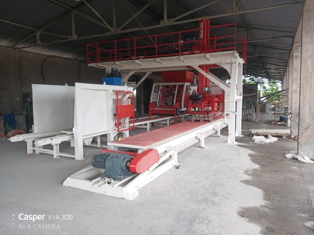 آلة الطوب الخرساني وحجر الرصف الأوتوماتيكية بالكامل CBM 36 PRO – 2