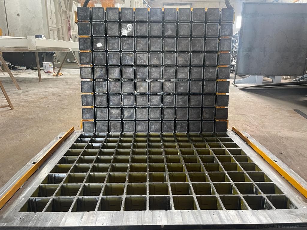 Paving Stone Moulds – 4