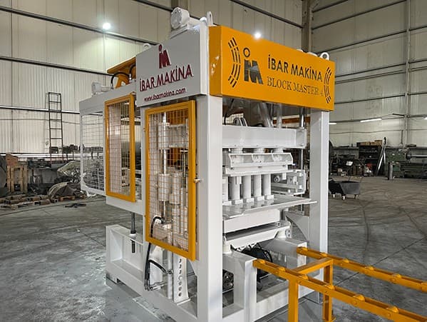 Concrete Block Machine Manufacturer